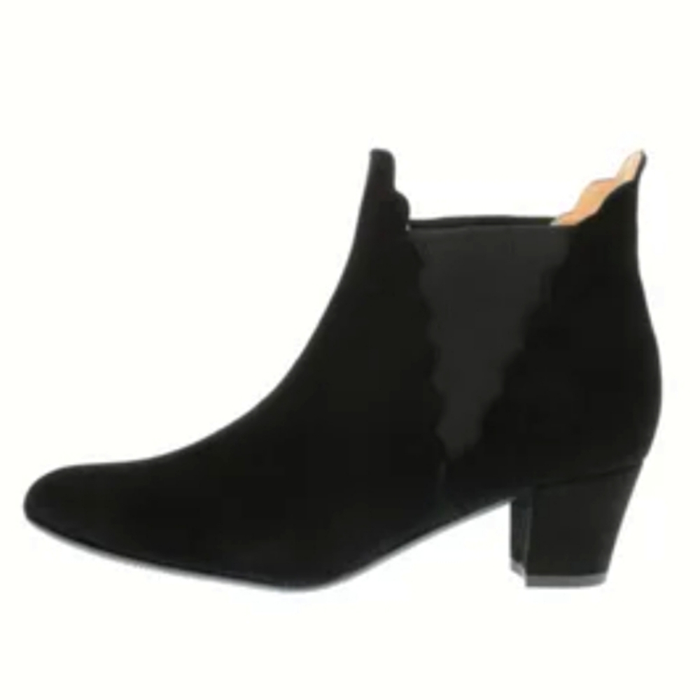 Beyond Skin Scalloped Edge Black Vegan Suede Ankle Boots size 41